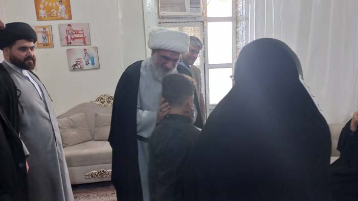 گزارش تصویری بازدید آیت الله صفایی بوشهر و مدیر کل استان از خانواده های ایتام 