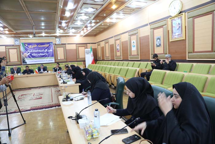 گزارش تصویری نشست خبری مدیر کل کمیته امداد استان بوشهر 