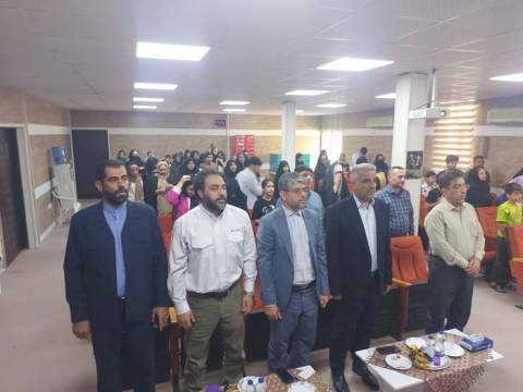 گزارش تصویری /توزیع 800 بسته لوازم التحریر در بین دانش آموزان تحت حمایت بوشهری 