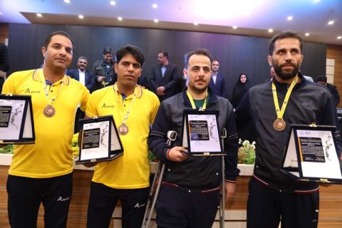 گزارش تصویری برگزاری جشنواره والیبال ساحلی در بوشهر 