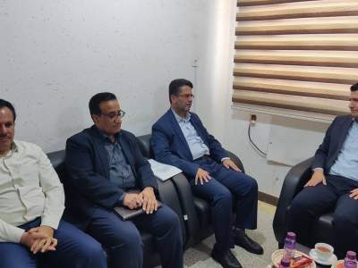 دیدار و‌ گفتگوی مدیر کل کمیته امداد استان بوشهر با بخشدار شهر آبپخش